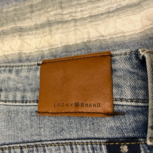Straight Leg Lucky Jeans—Like New - Picture 9 of 12